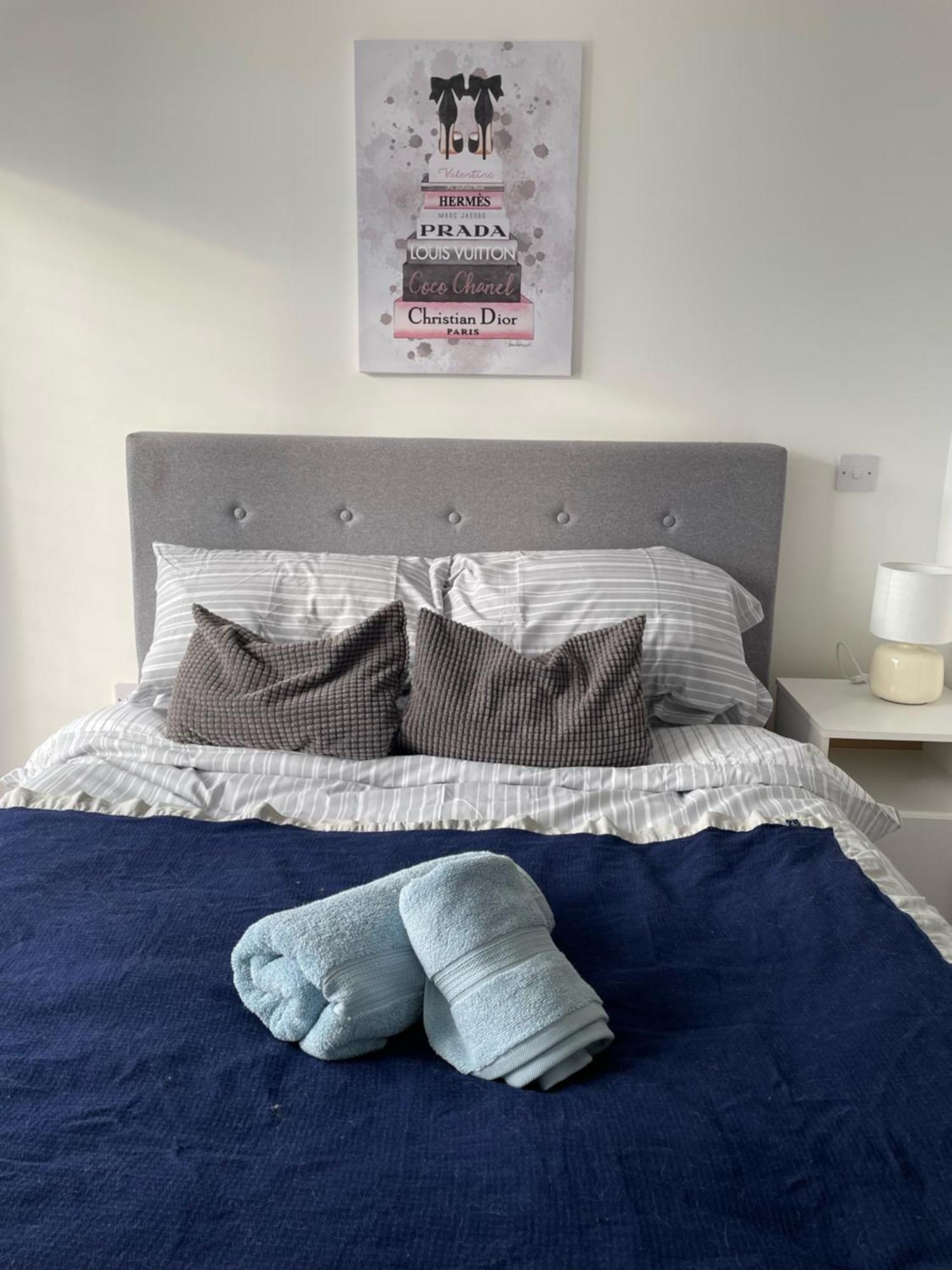 Quayside Penthouse 2 Bedroom Ensuite Near Media City & Manchester United Exterior photo