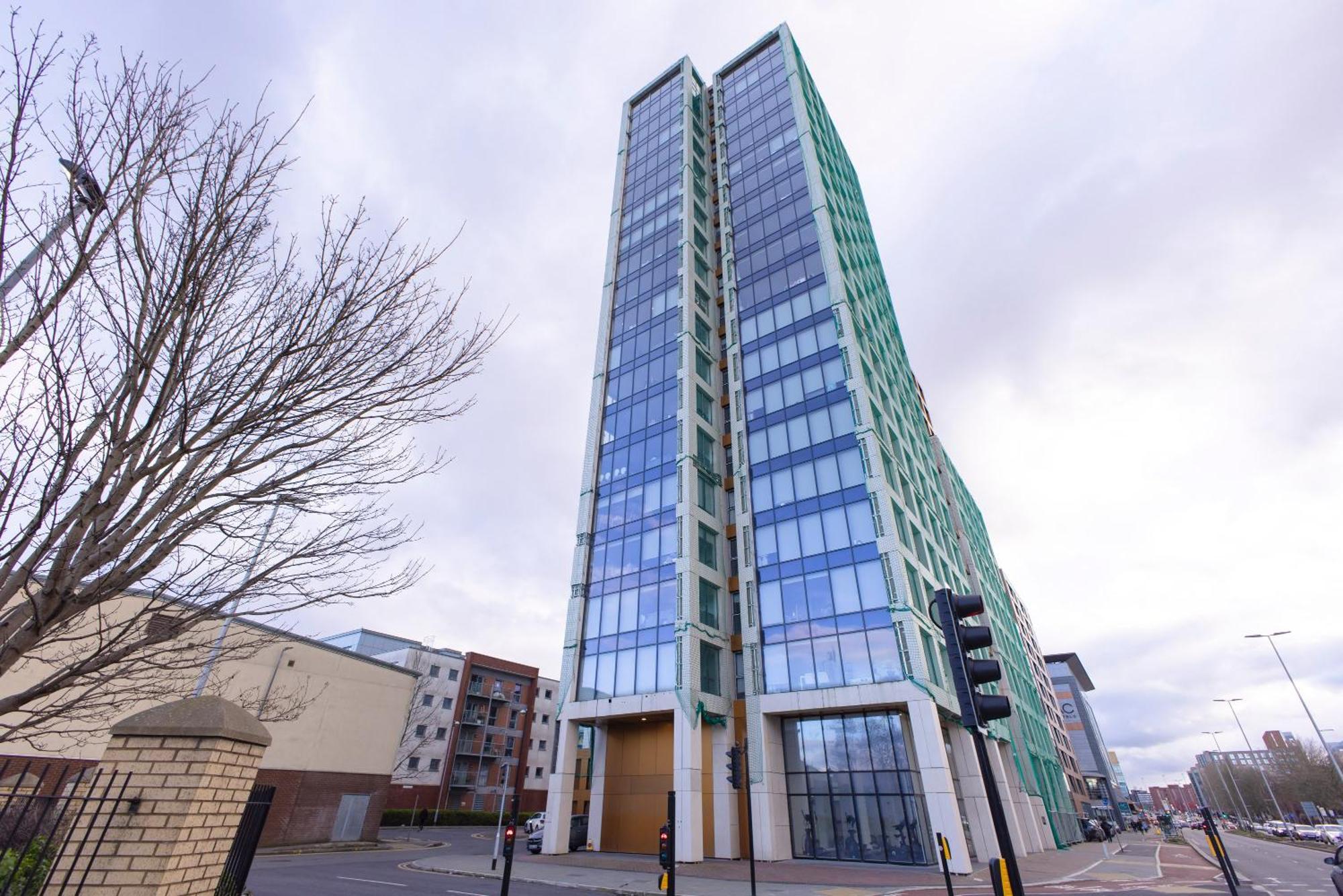 Quayside Penthouse 2 Bedroom Ensuite Near Media City & Manchester United Exterior photo